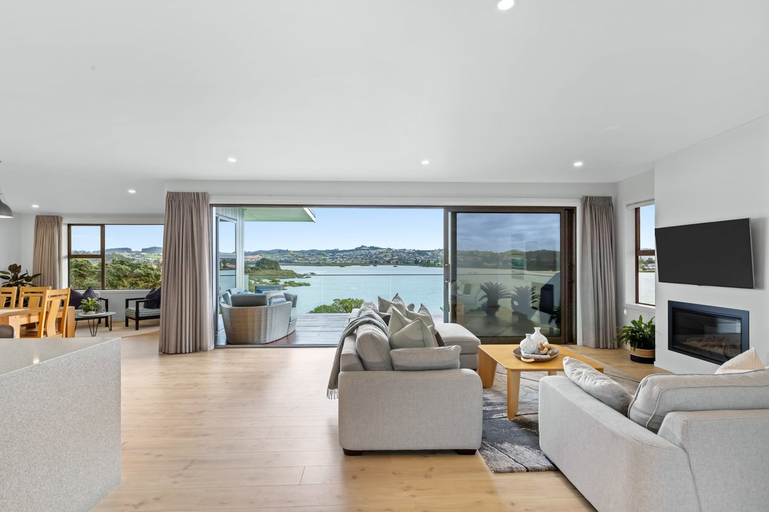 House in Red Beach, Auckland, New Zealand 4 - 17325861