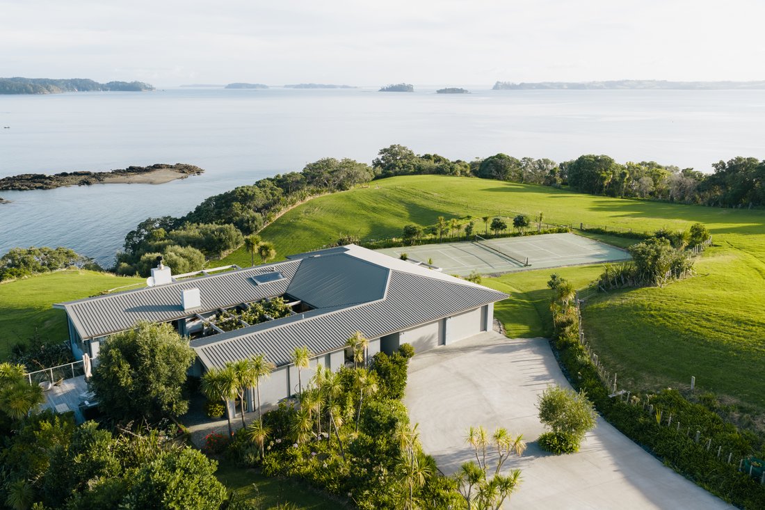 Estate in Tawharanui Peninsula, Auckland, New Zealand 1 - 17325781