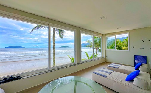 Villa in Praia do Sape, State of São Paulo, Brazil 1