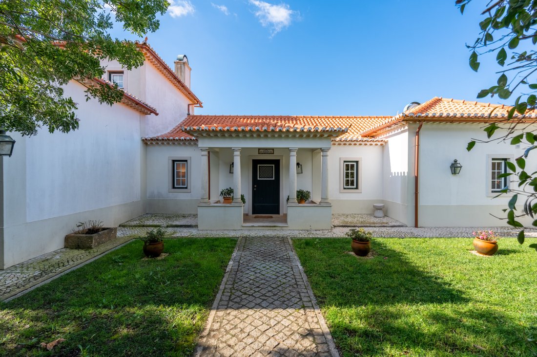 Villa in Colares, Lisbon, Portugal 1 - 17330509