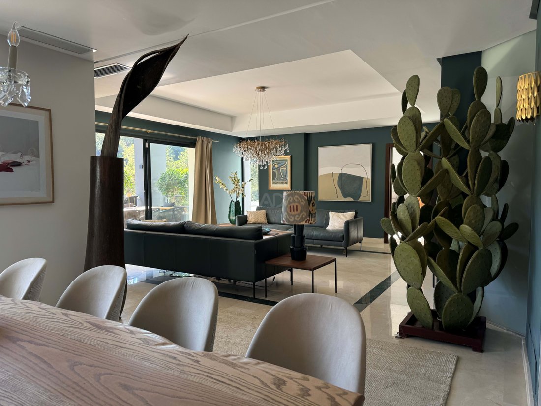 Villa in Elviria-Cabopino, Marbella, Spain 5 - 15810169