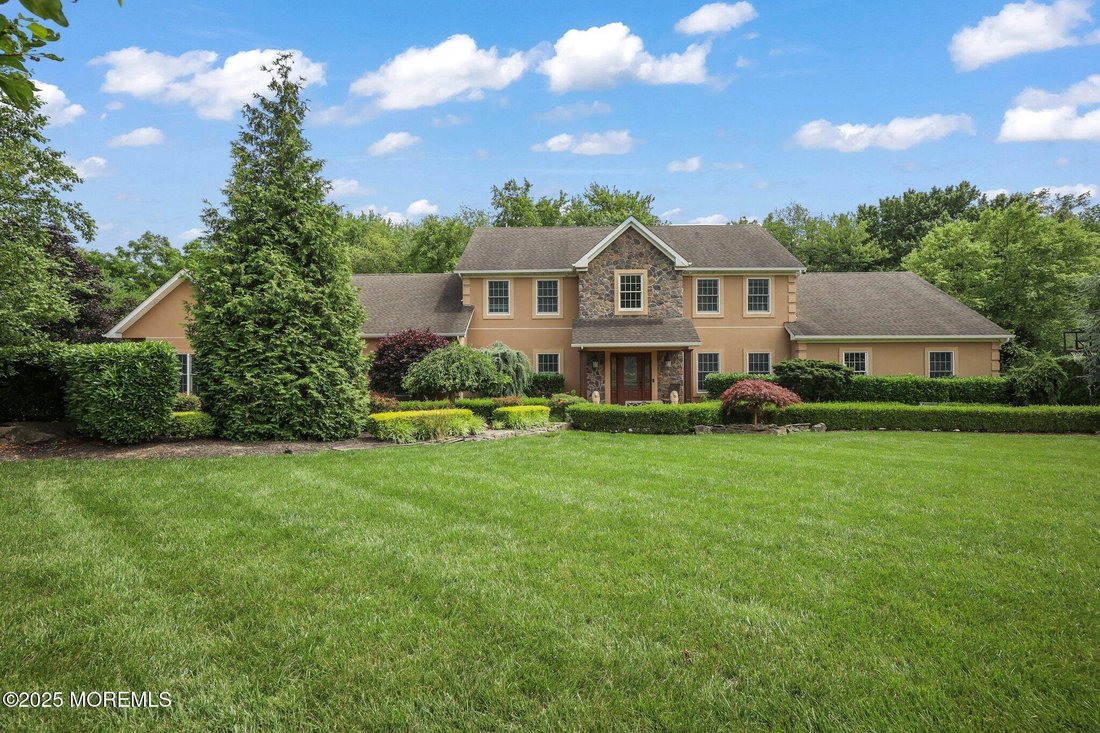 House in Freehold Township, New Jersey, United States 5 - 17330839