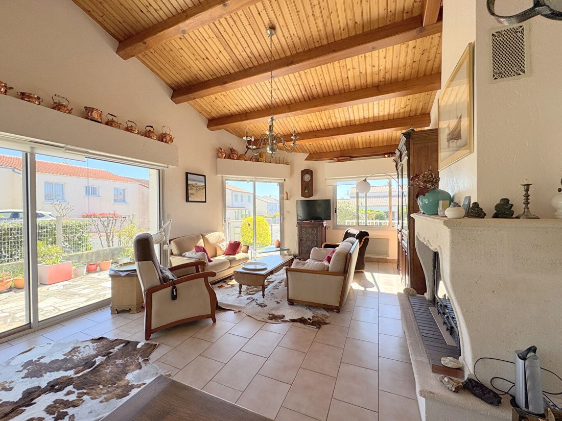 Villa in Le Fief-La Garenne, Royan, France 3 - 17330656
