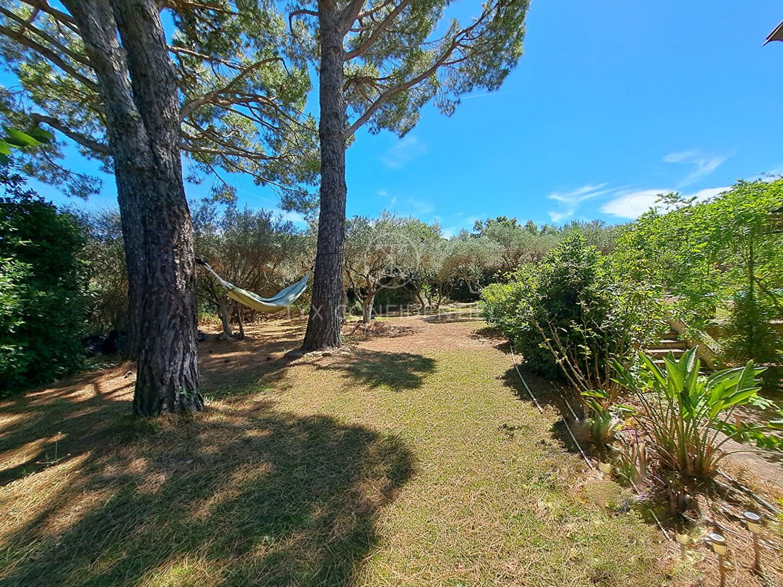 Villa in Saint-Rémy-de-Provence, Provence-Alpes-Côte d'Azur, France 1 - 17330633