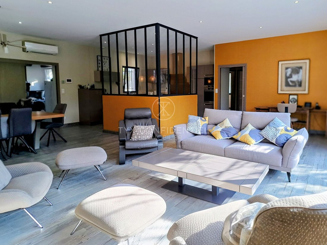 Villa in Saint-Rémy-de-Provence, Provence-Alpes-Côte d'Azur, France 5 - 17330731