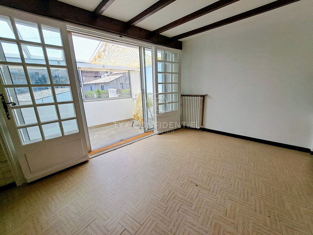 Villa in Saint-Rémy-de-Provence, Provence-Alpes-Côte d'Azur, France 4 - 17330701