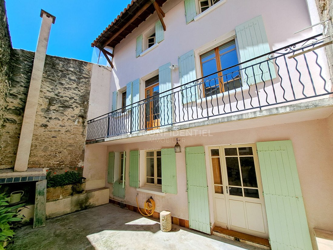 Villa in Saint-Rémy-de-Provence, Provence-Alpes-Côte d'Azur, France 3 - 17330701