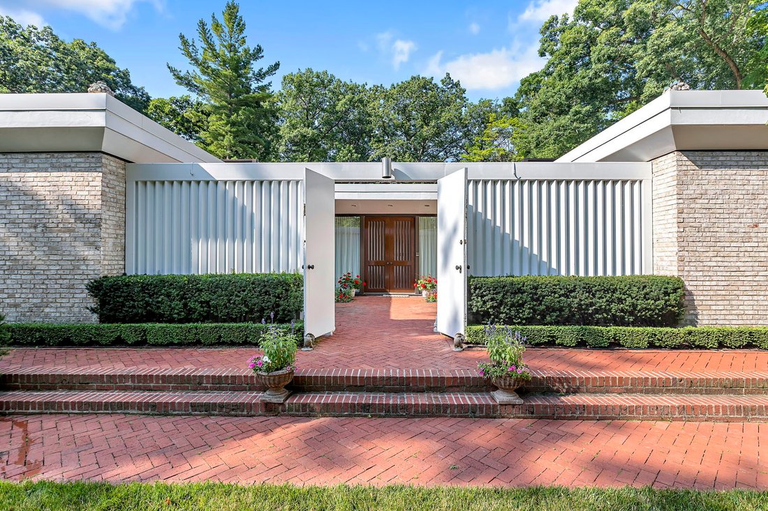 House in Lake Bluff, Illinois, United States 4 - 17330832