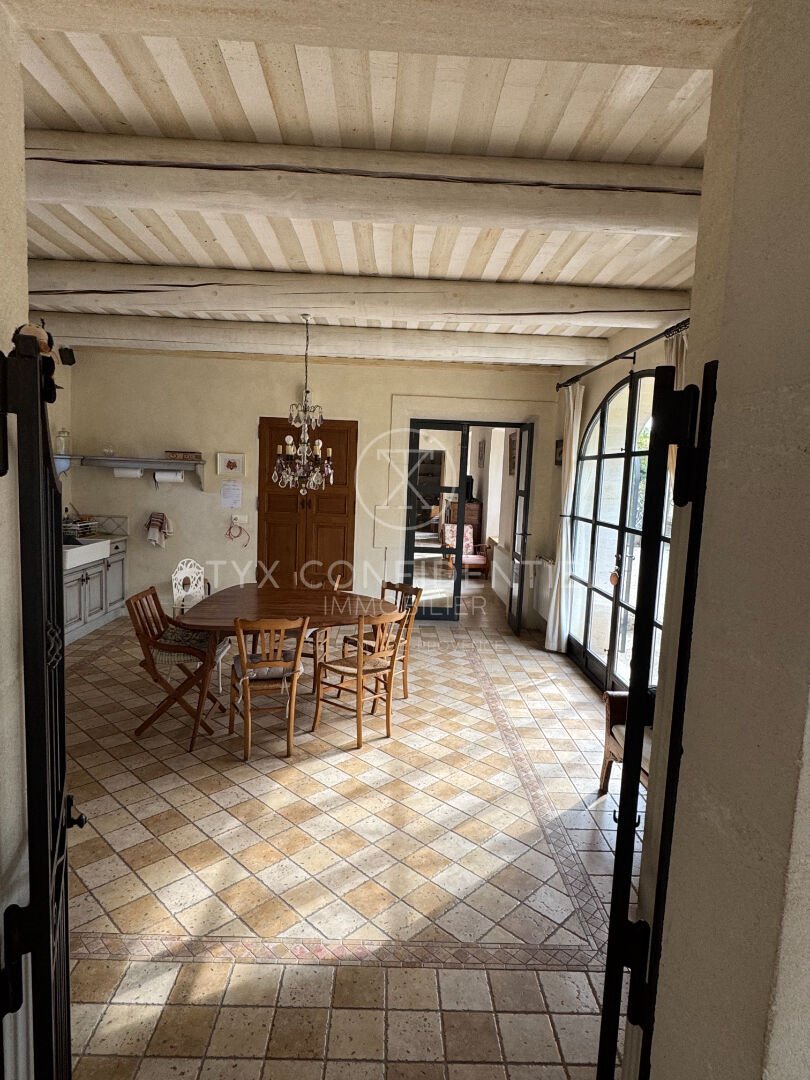 Villa in Saint-Rémy-de-Provence, Provence-Alpes-Côte d'Azur, France 5 - 17330749