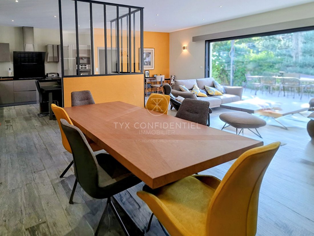 Villa in Saint-Rémy-de-Provence, Provence-Alpes-Côte d'Azur, France 4 - 17330731