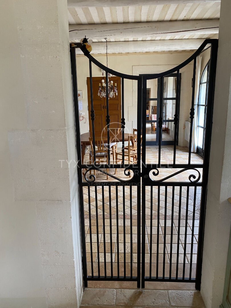 Villa in Saint-Rémy-de-Provence, Provence-Alpes-Côte d'Azur, France 4 - 17330749