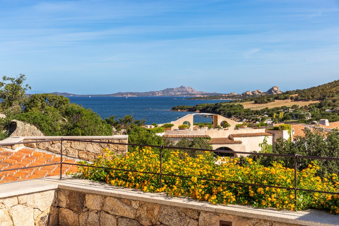 Villa in Nughedu Santa Vittoria, Sardinia, Italy 2 - 16915609