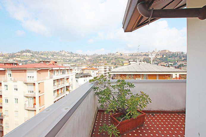 Penthouse in Saint Lucia, Bergamo, Italy 5 - 16047319