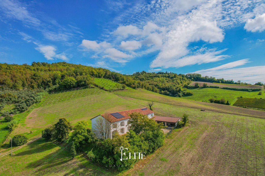 Villa in Sala Monferrato, Piedmont, Italy 1 - 17330983