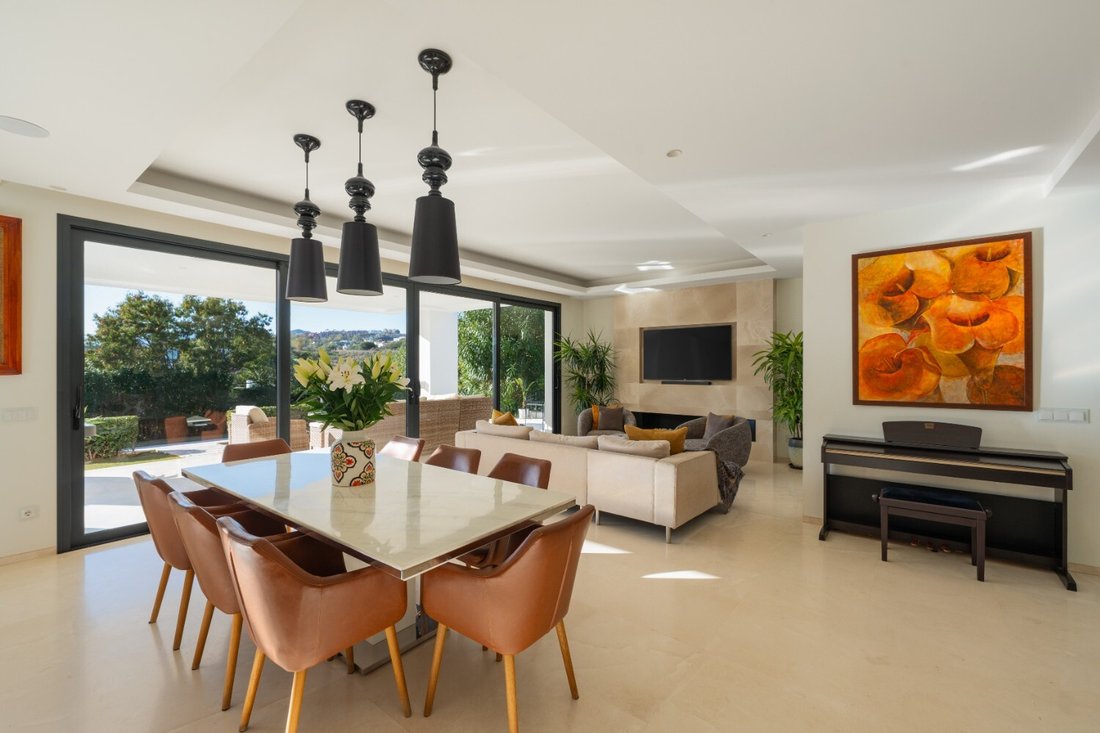 Villa in Nueva Andalucia, Marbella, Spain 2 - 17331271
