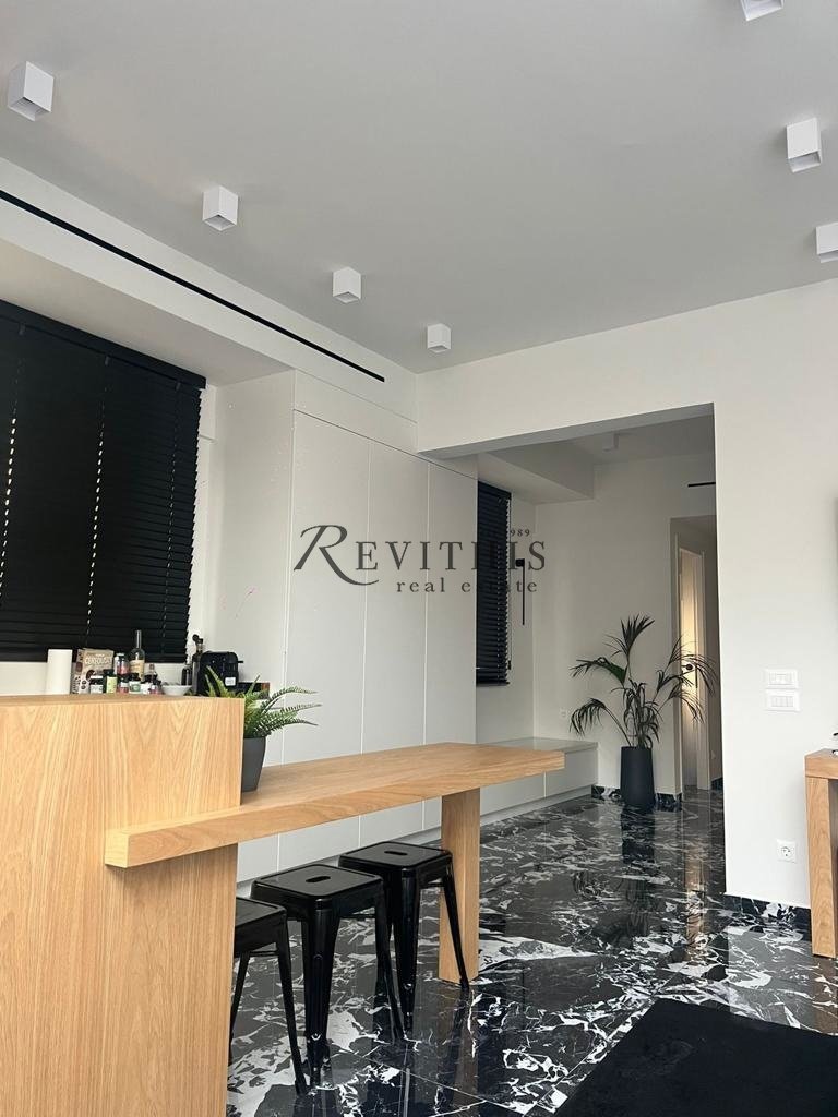 Apartment in Sunoikia Kolonakiou, 1st District of Athens, Athens 2 - 17331558