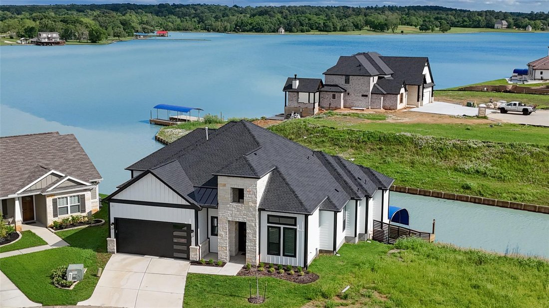 House in Willis, Texas, United States 1 - 17331329