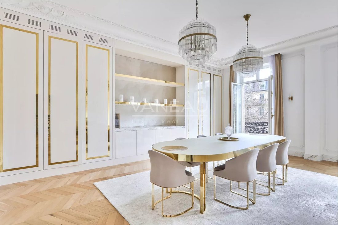 Apartment in Hoche-Friedland, Paris 8e Arrondissement, Paris 4 - 17331927