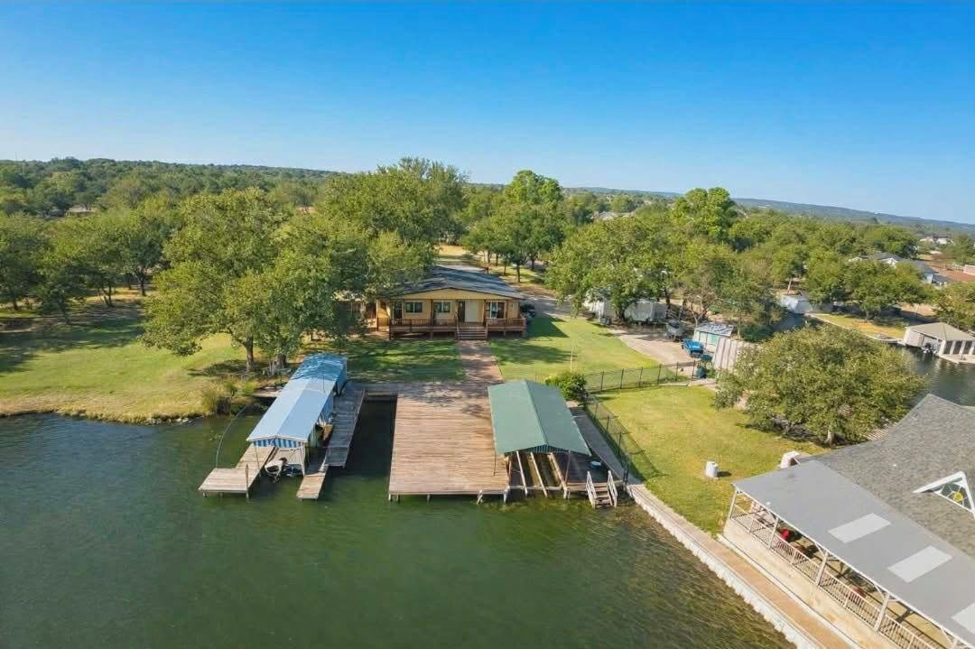 Llano, Texas, United States 1 - 17331530