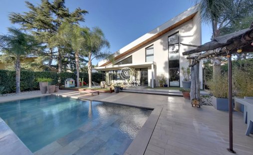 Villa in Les Platanes, Perpignan, France 1