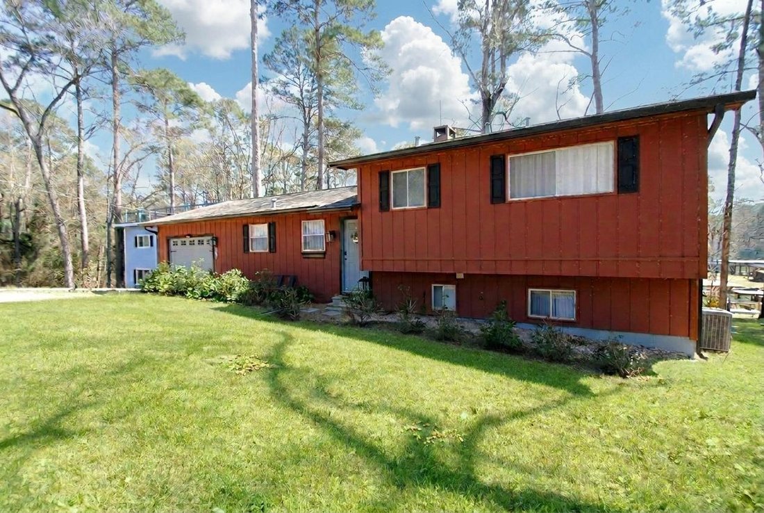 House in Point Blank, Texas, United States 4 - 17331356