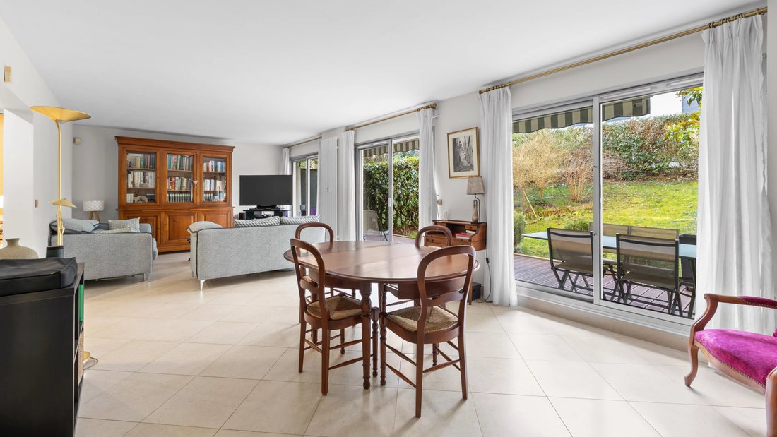 Apartment in Buzenval, Garches, France 3 - 17331435