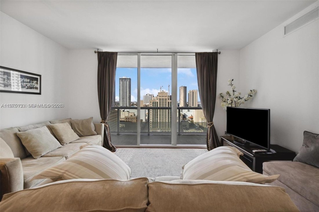 Condo in Miami, Florida, United States 2 - 17331263