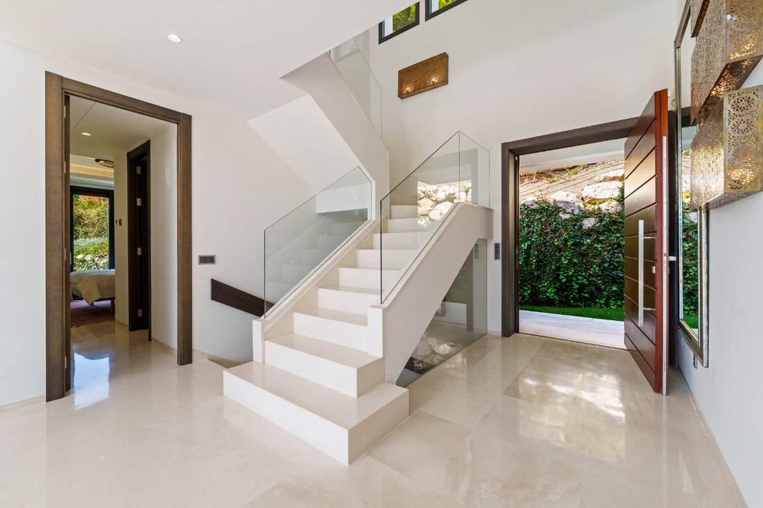 Villa in Nueva Andalucia, Marbella, Spain 5 - 17331304