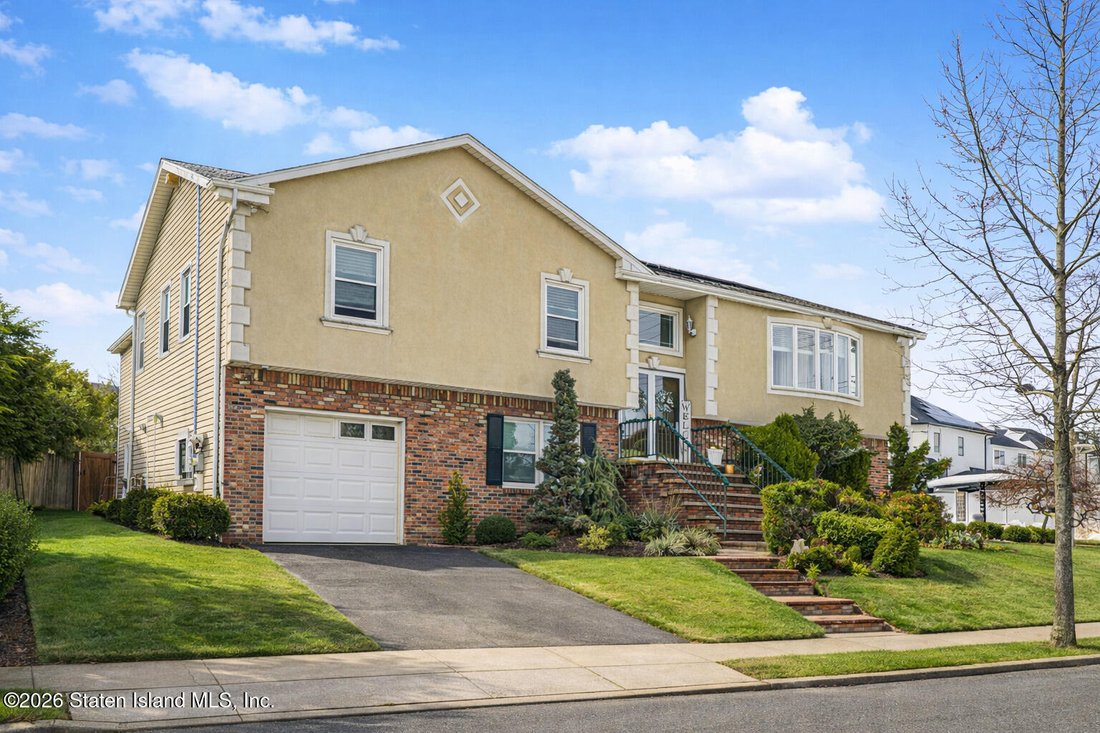 House in New York, New York, United States 2 - 17331043
