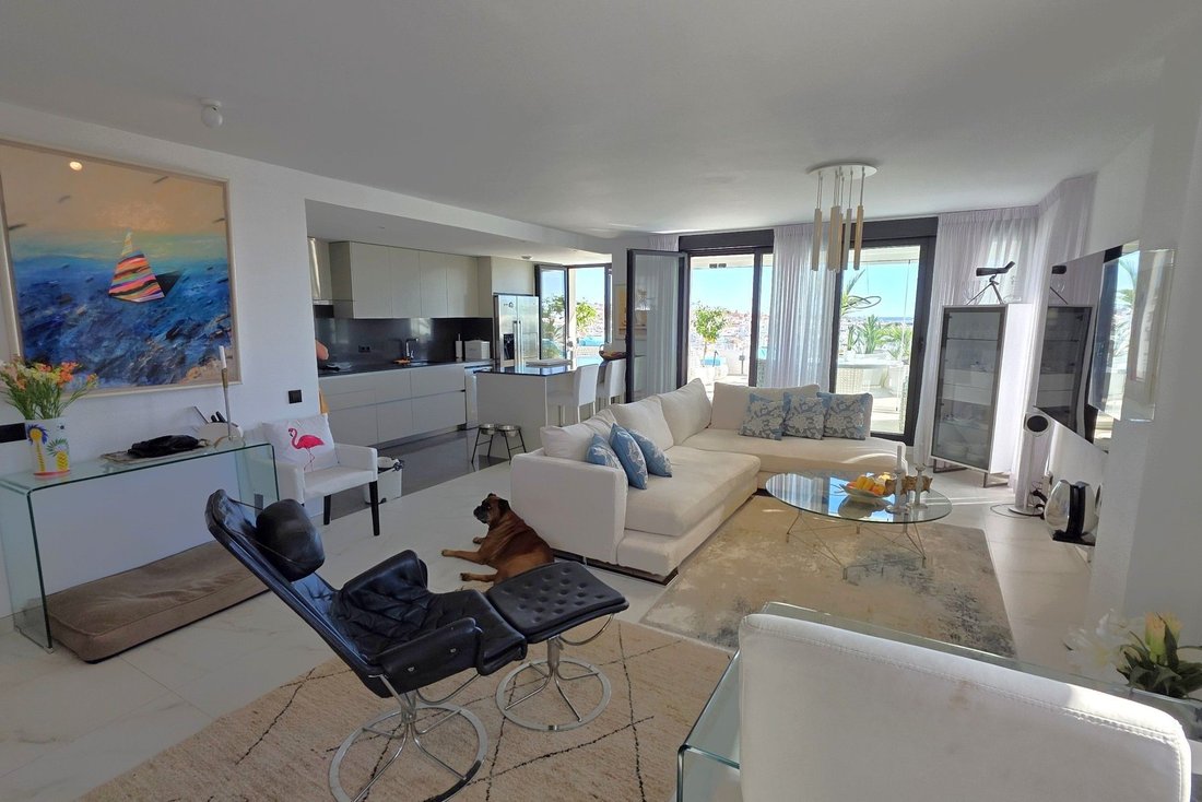 Apartment in Estepona, Andalusia, Spain 1 - 17332173