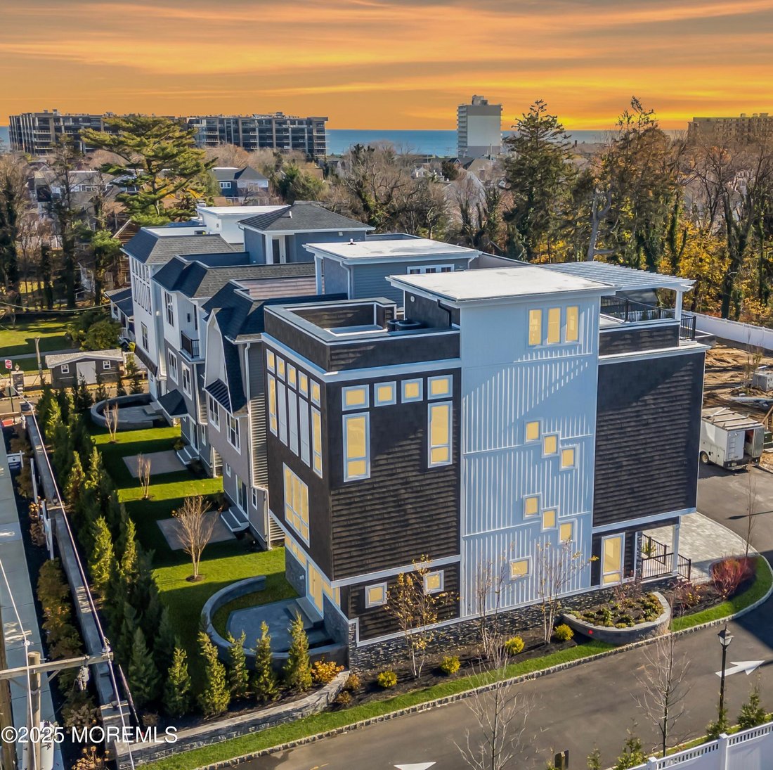 House in Long Branch, New Jersey, United States 1 - 17331142