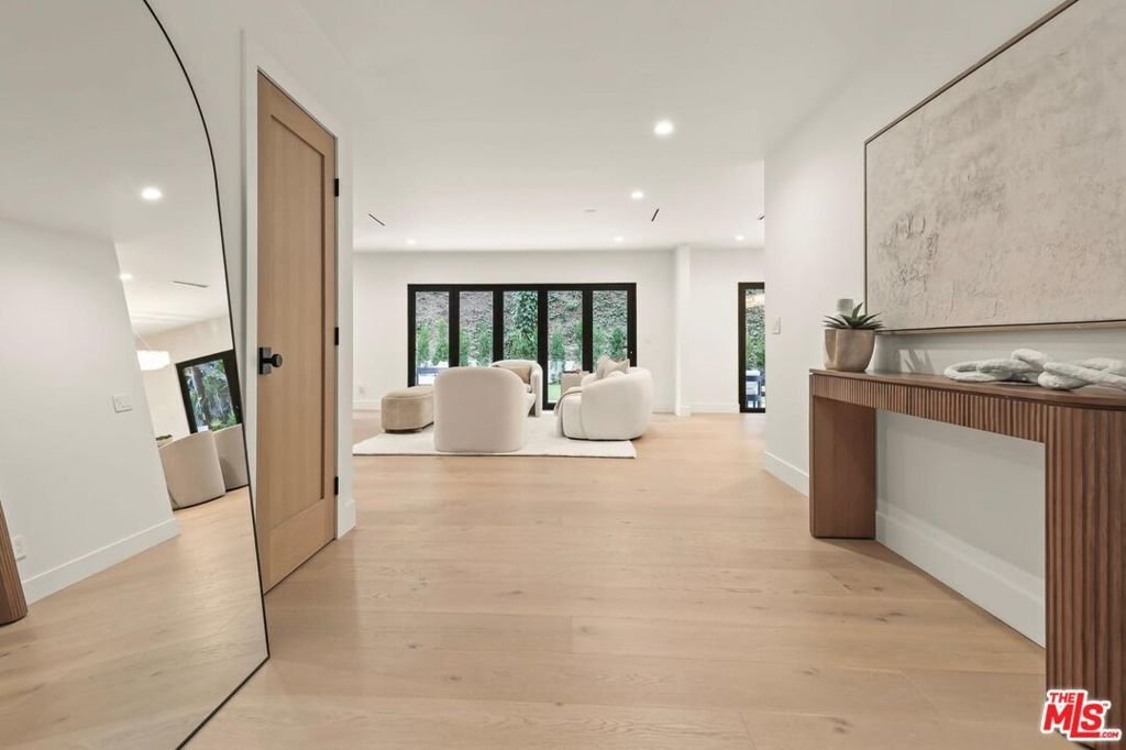 House in Los Angeles, California, United States 4 - 17329332