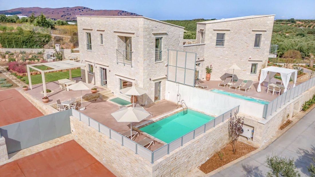 Villa in Milopotamos, Greece 1 - 17332300