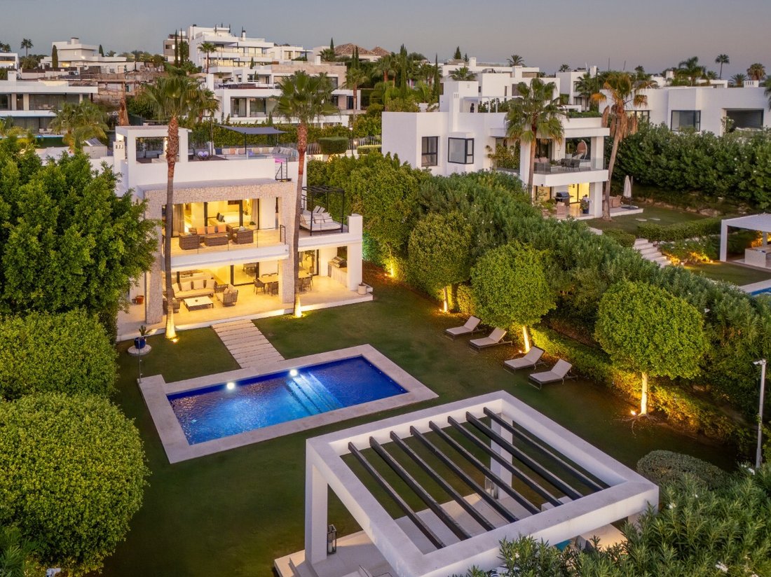 Villa in Nueva Andalucia, Marbella, Spain 1 - 17331241