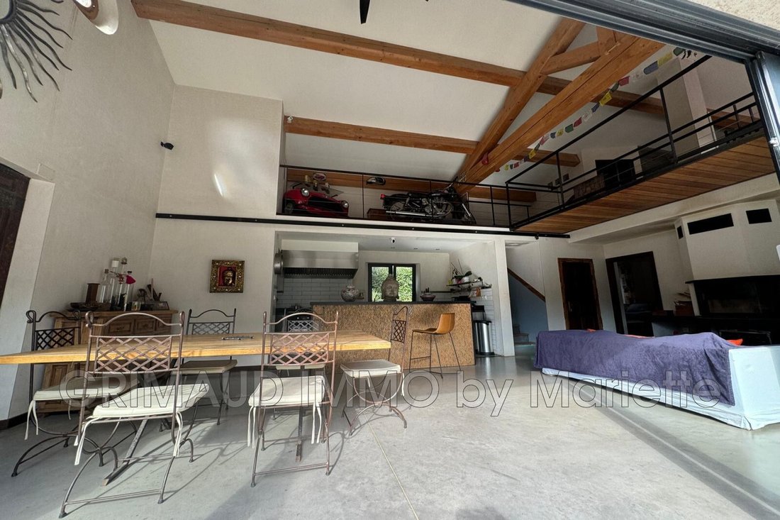 Villa in Grimaud, Provence-Alpes-Côte d'Azur, France 4 - 13794066