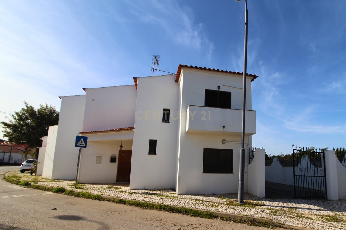 Villa in Alcantarilha, Algarve, Portugal 1 - 17332268