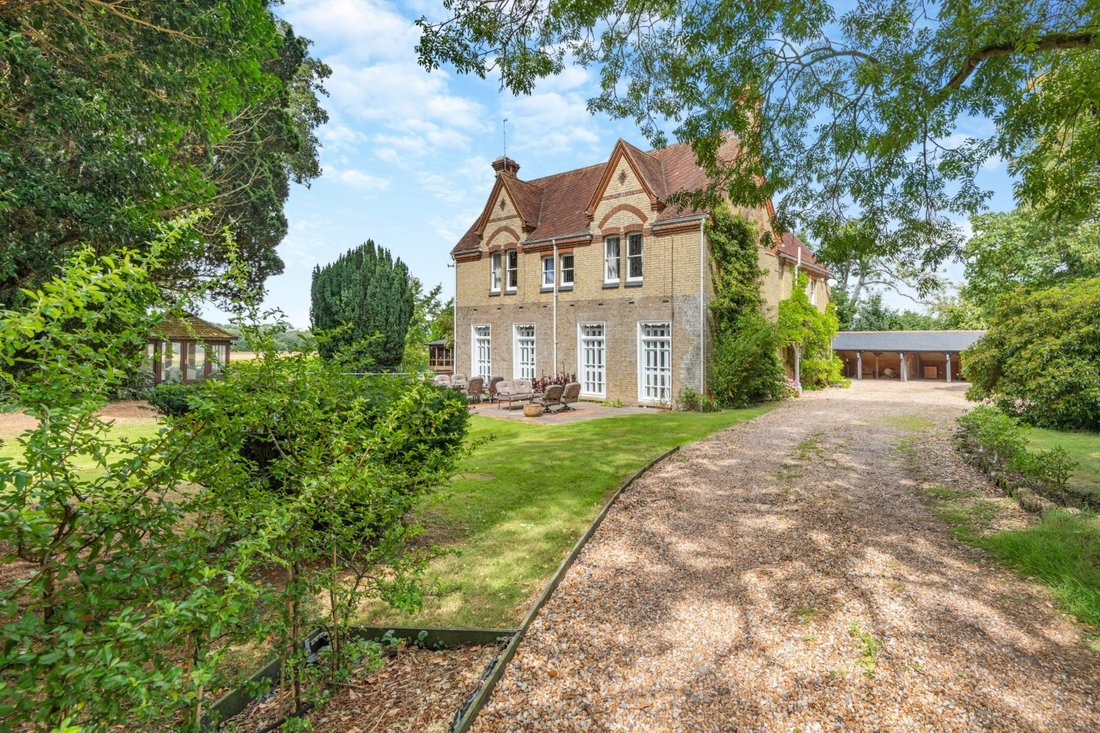 House in Little Chart, England 3 - 16720887