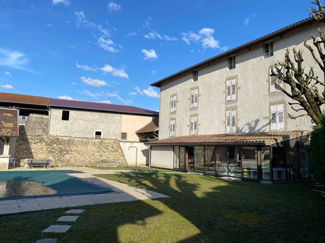Estate in Plaine et Coteaux, Tullins, France 3 - 13638773