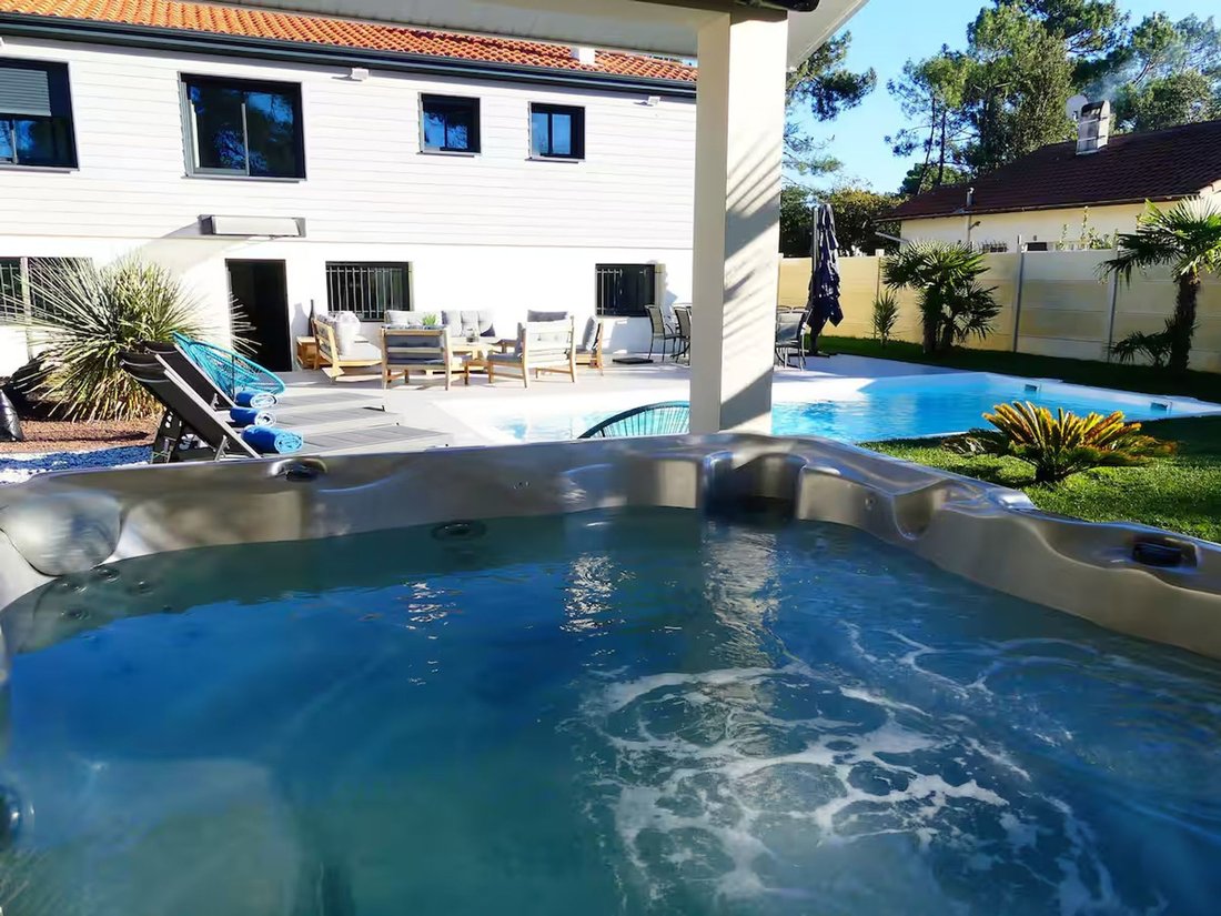 House in Biscarrosse, Nouvelle-Aquitaine, France 1 - 17332037