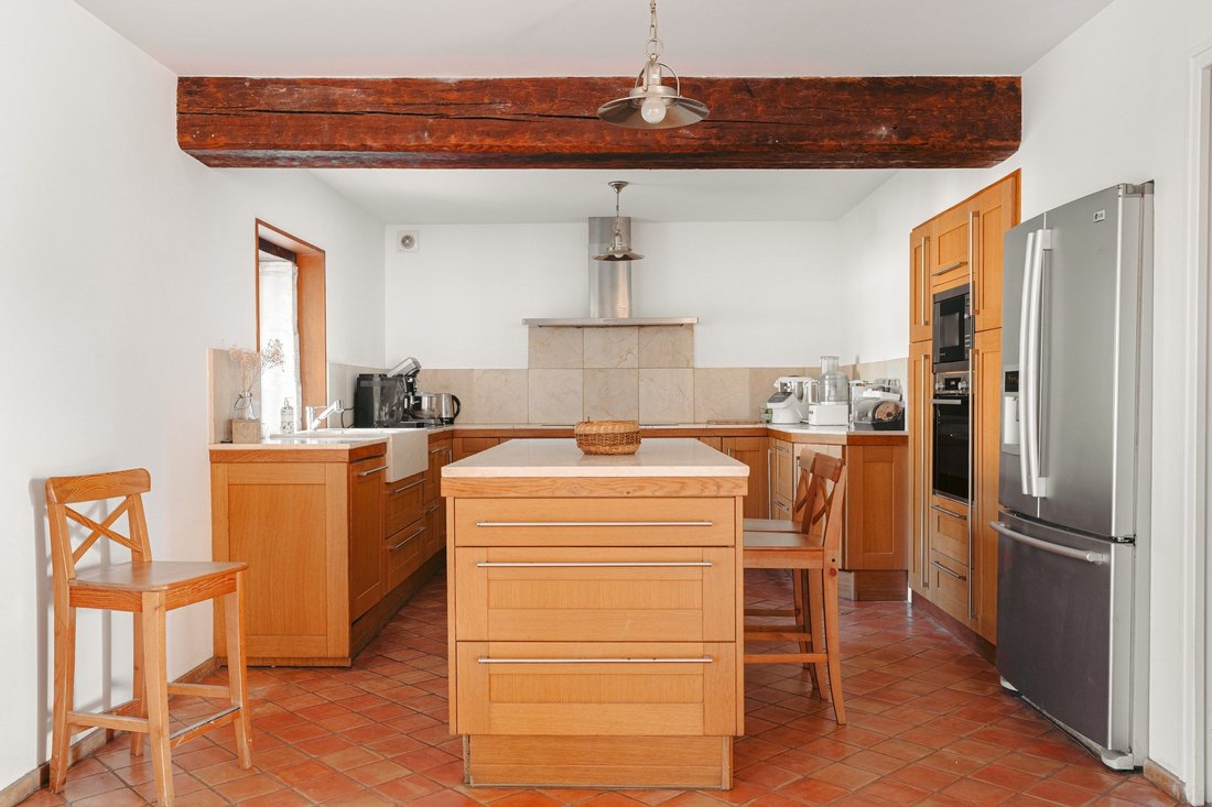 Estate in Saint-Savinien, Nouvelle-Aquitaine, France 4 - 17331997