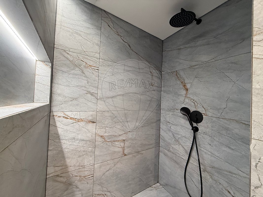 Appartamento a Santo Antonio, Lisbona, Portogallo 3 - 17332141