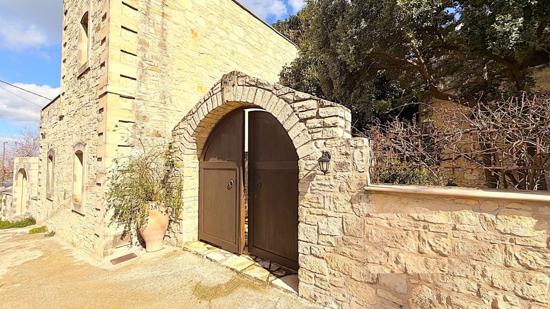 Villa in Milopotamos, Greece 2 - 17332346