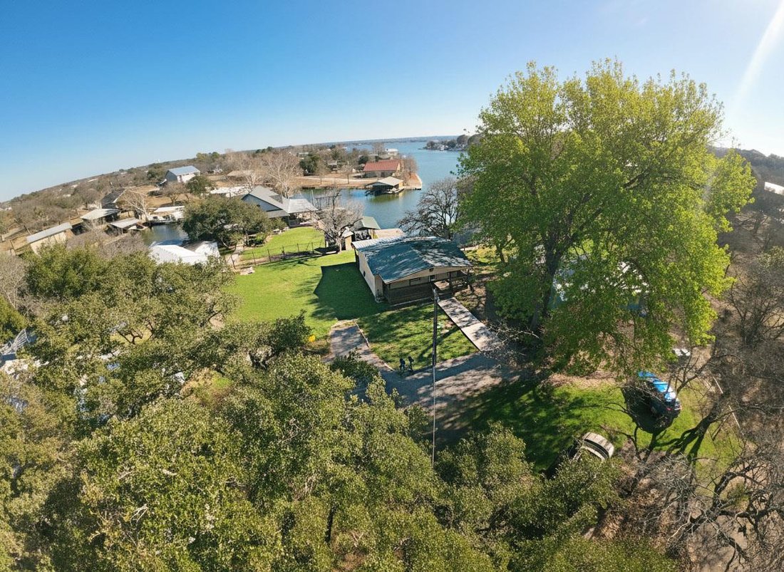 Llano, Texas, United States 3 - 17331530