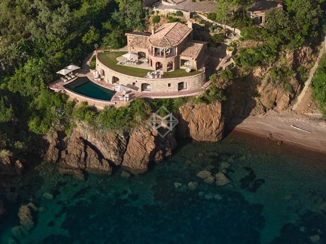 Estate in French Riviera, Provence-Alpes-Côte d'Azur, France 3 - 17332281