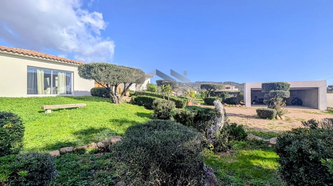 Villa in Lecci, Corsica, France 2 - 17268512