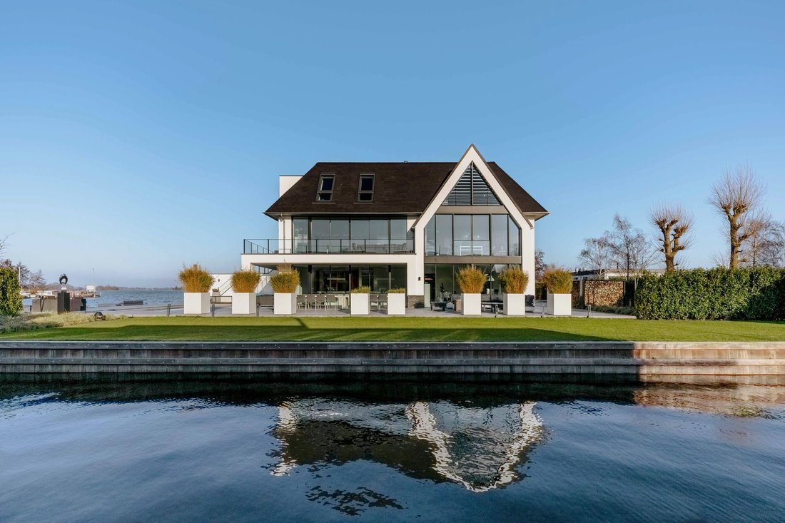 Villa in Vinkeveen, Utrecht, Netherlands 5 - 17331841