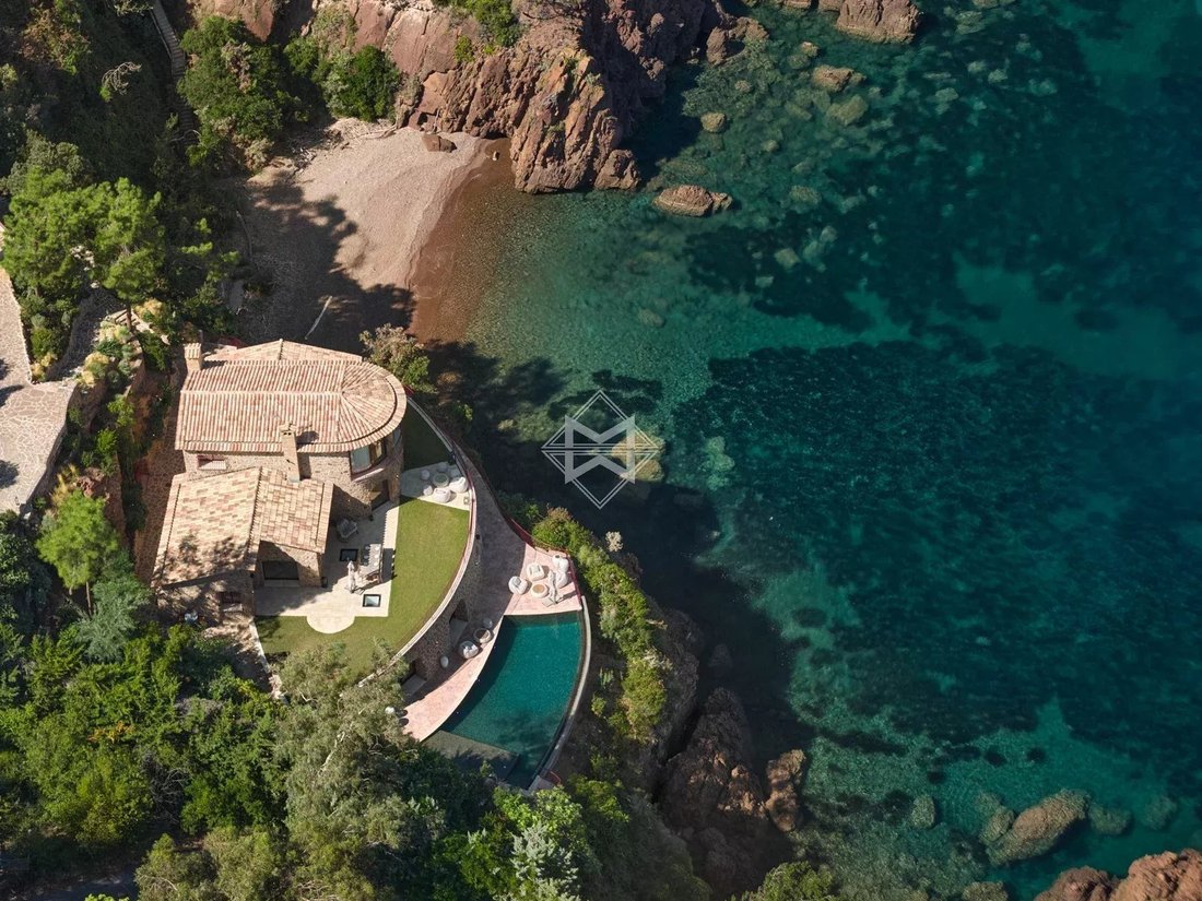 Estate in French Riviera, Provence-Alpes-Côte d'Azur, France 1 - 17332281