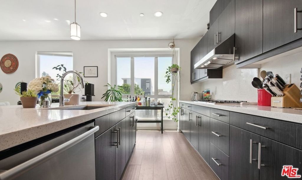 House in Los Angeles, California, United States 4 - 17331543