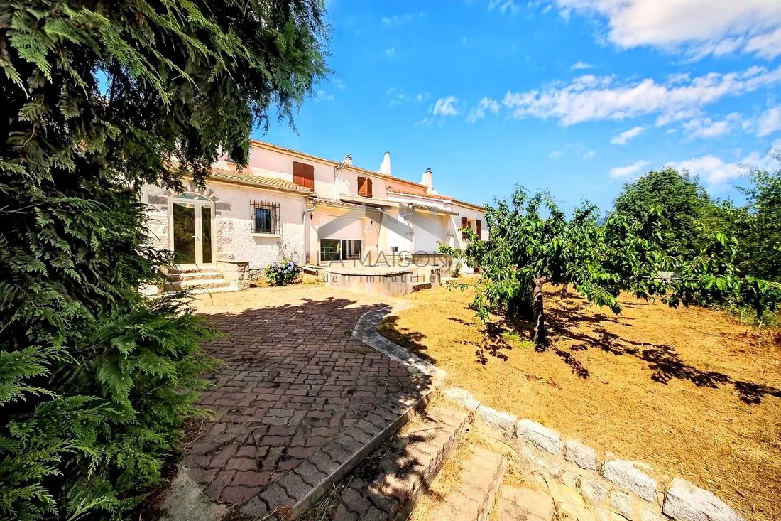Villa in Levie, Corsica, France 1 - 16272599