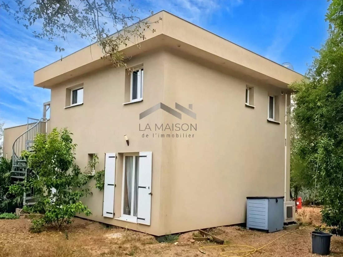 Villa in Zonza, Corsica, France 2 - 16206645